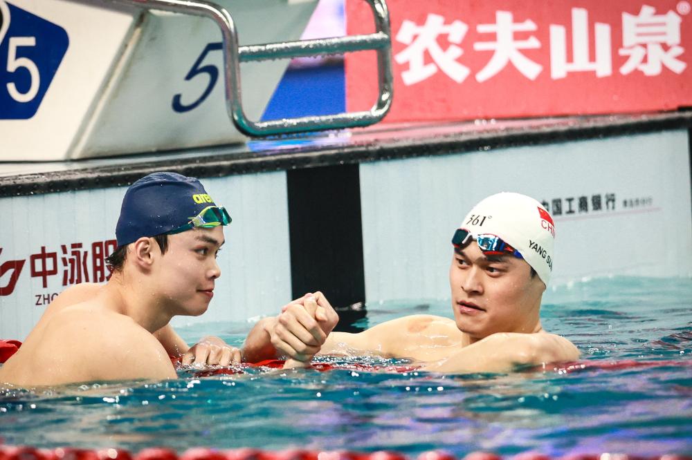 赛中以出色