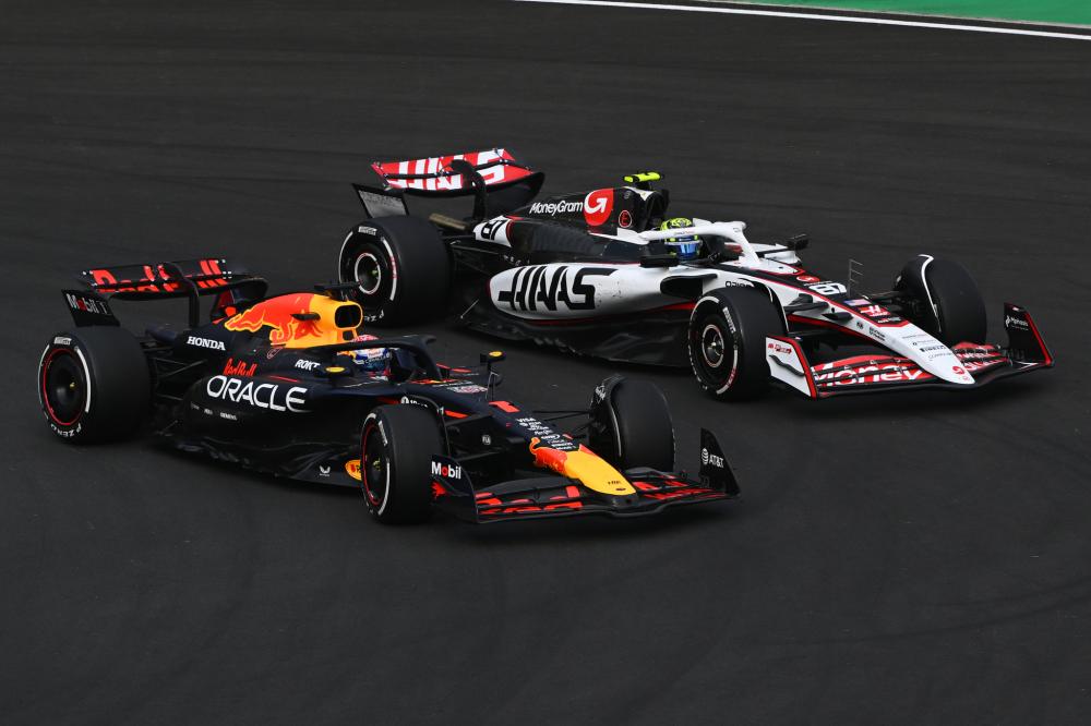 荧光夜跑成 荧光夜跑成